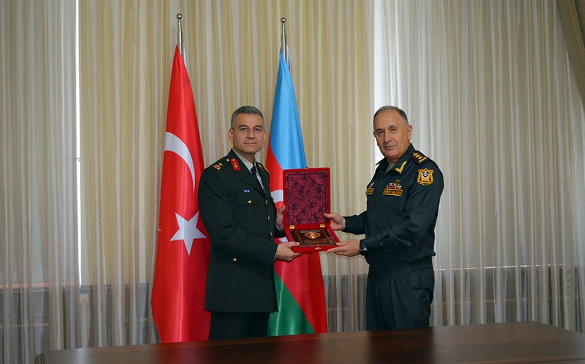 Azərbaycan Ordusunun Baş Qərargah rəisi Türkiyə nümayəndə heyəti ilə görüşüb