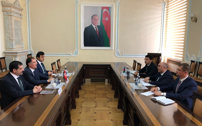 Baş prokuror Türkiyənin Baş Ombudsmanı ilə görüşüb
