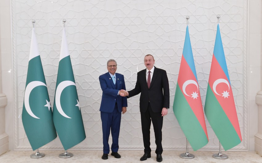Ilham Aliyev congratulates President of Pakistan