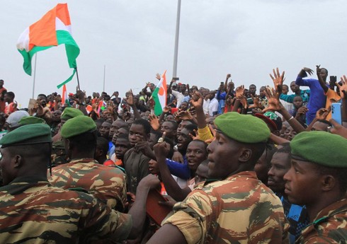 Хунта в Нигере обвинила Францию в размещении сил в странах ЭКОВАС для вторжения