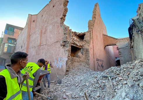 Число жертв землетрясения в Марокко превысило 2 100 человек