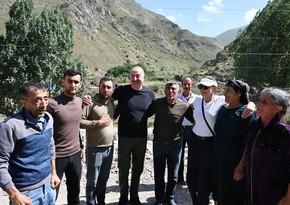 President Ilham Aliyev and First Lady Mehriban Aliyeva meet with residents of Kalbajar