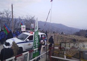 Medical service, military police vehicles of Russian peacekeepers move freely on Khankandi-Lachin road