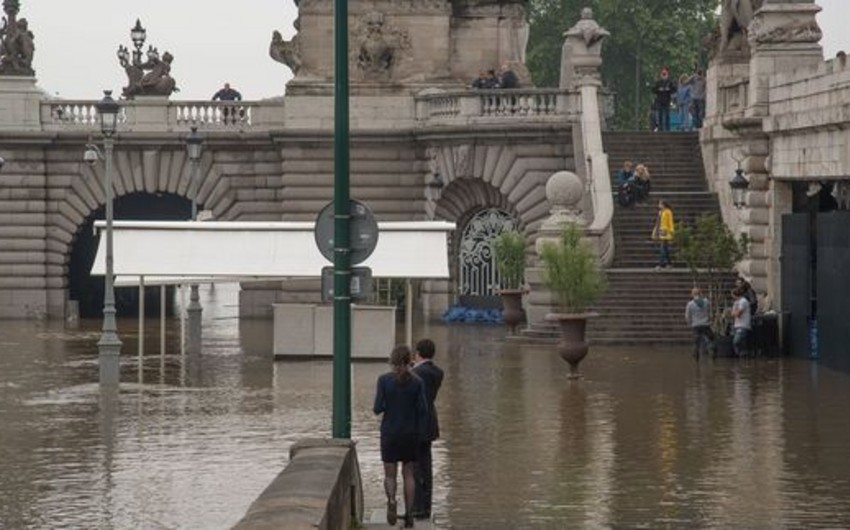 5,500 people evacuated in France because of floods