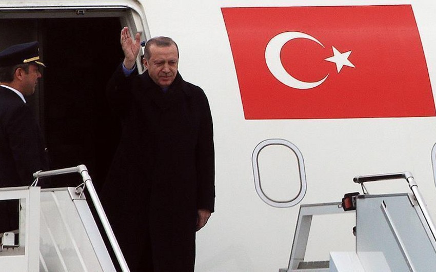 Президент Турции посетит Францию