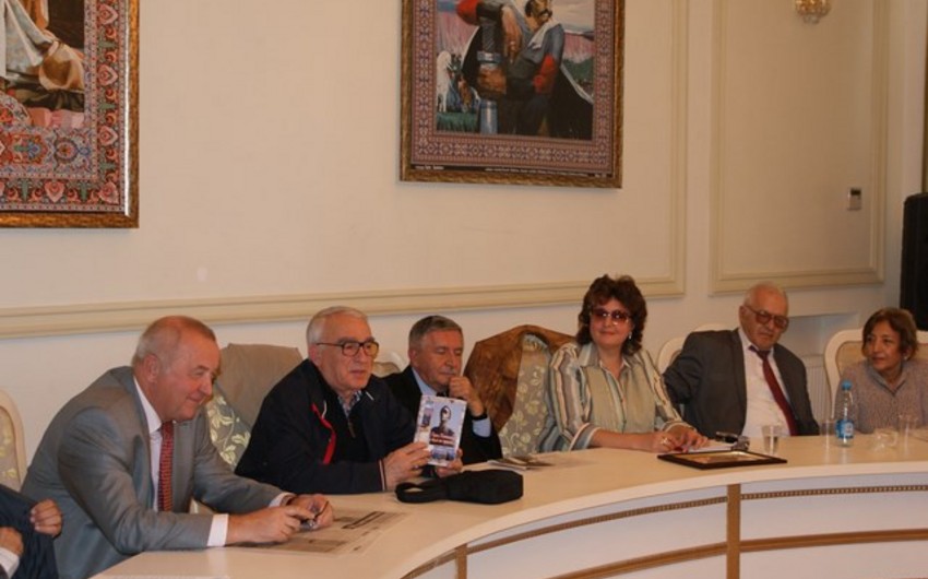 В Баку состоялась презентация литературного сборника в честь 200-летия М. Лермонтова