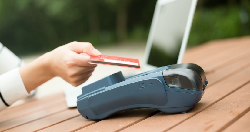 Use of smart devices in payments through POS-terminals makes up 27%