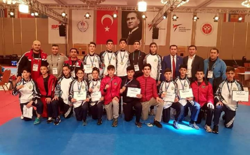 Azərbaycan taekvandoçuları Avropa çempionatının ikinci günündə 10 medal qazanıb