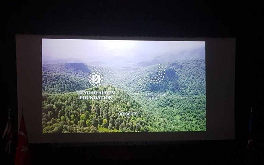 Heydər Əliyev Fondunun dəstəyi ilə çəkilmiş  “Bir günəş altında” filminin Efiopiyada təqdimatı keçirilib