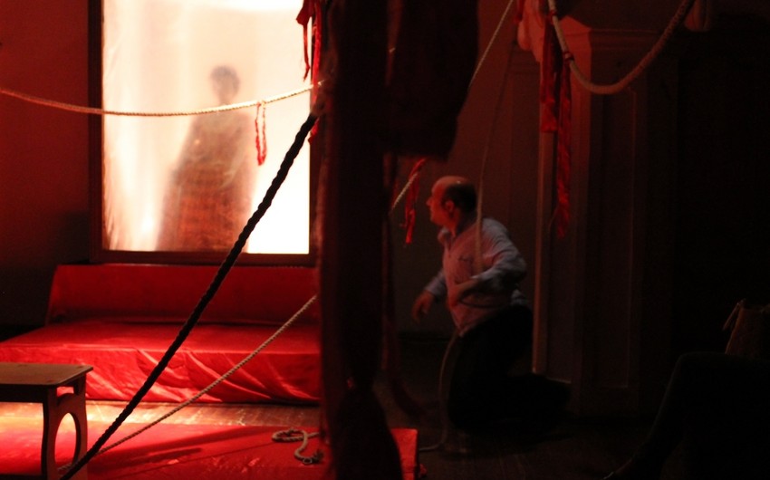 YUĞ Teatrında 13 adlı tamaşanın premyerası olub - FOTO