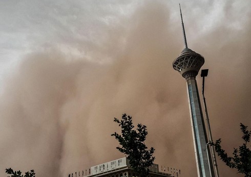 Число пострадавших от пыльной бури в Иране превысило 1000 человек
