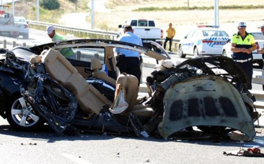 В Кайсери столкнулись управляемые гражданами Азербайджана и Турции автомобили, погибли 4 студента
