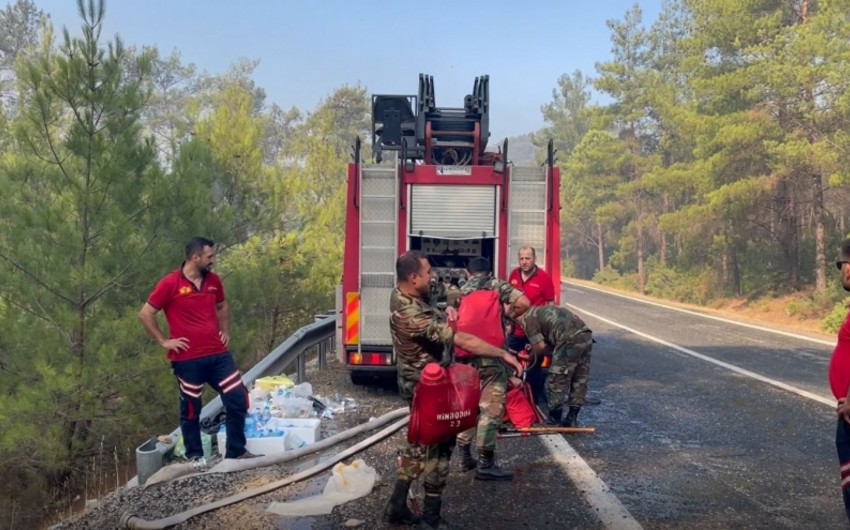 Azerbaijani firefighters demonstrate devotion to fighting wildfires in Turkey