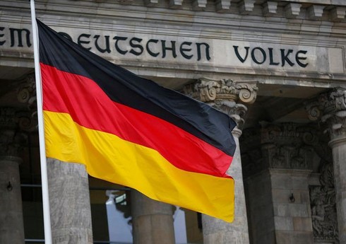 Германия в конце недели начнет доставлять в сектор Газа помощь по воздуху