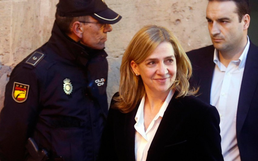 Испанская принцесса дала первые показания в суде по делу о махинациях