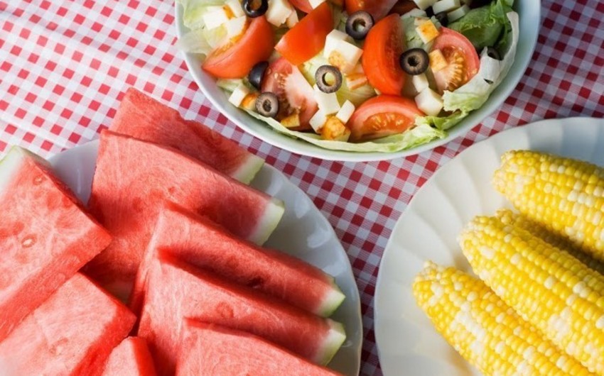 Как правильно питаться летом?