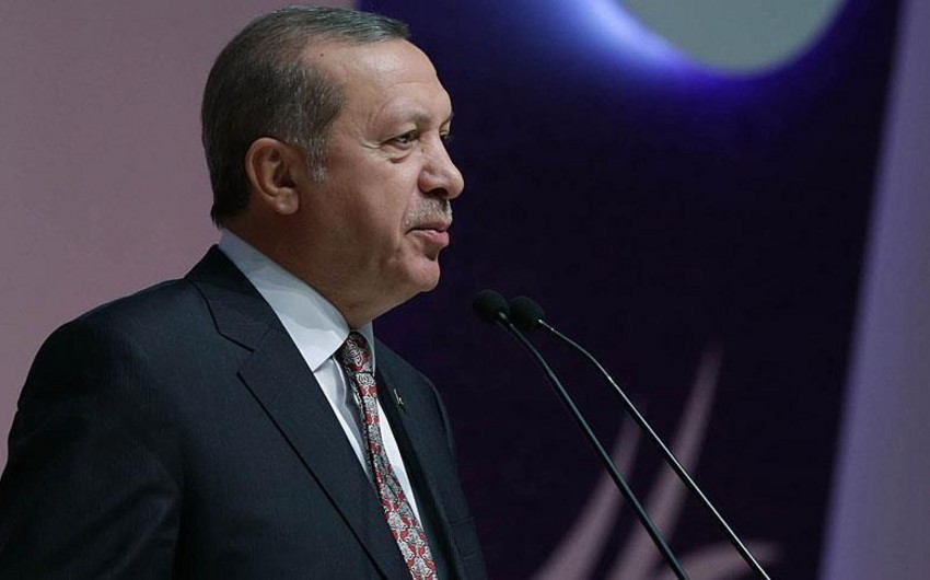 Президент Турции: Мы воспринимаем женщин не по виду головного убора, а по уровню знаний