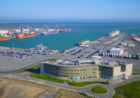 Объем грузоперевозок морским транспортом в Азербайджане увеличился более чем вдвое