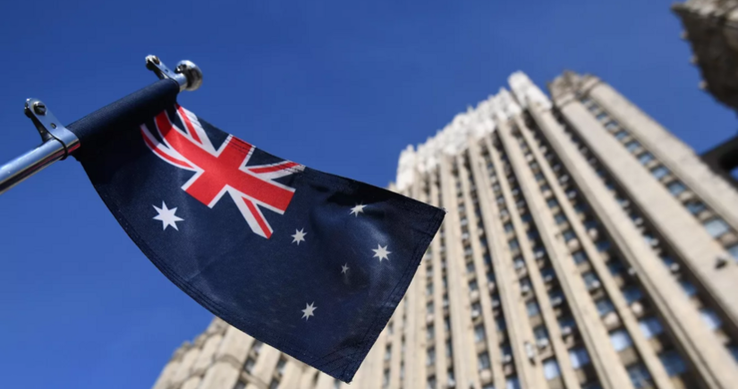 Australia stops leasing land for Russian embassy