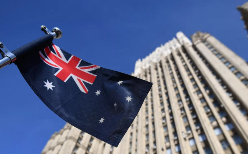 Australia stops leasing land for Russian embassy