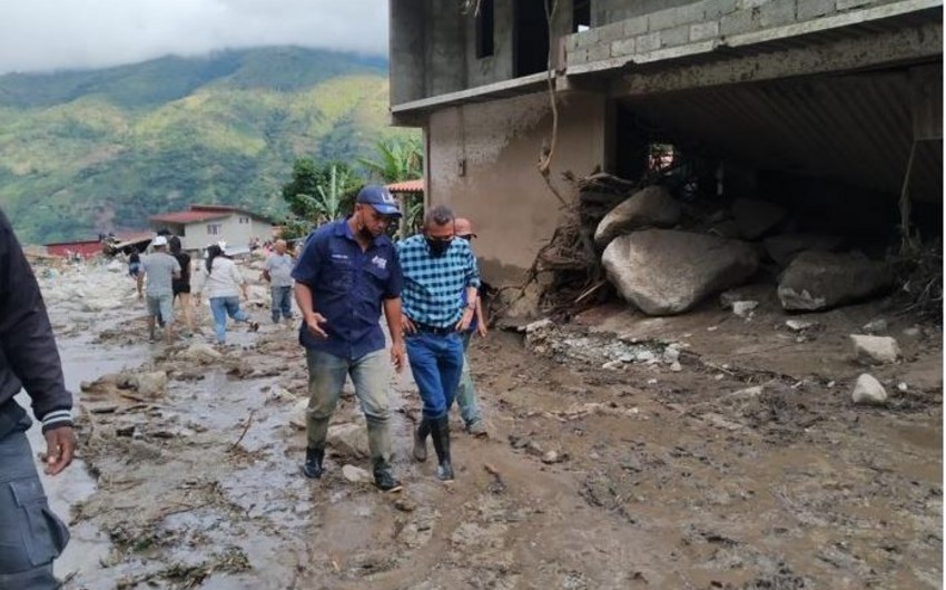 Число жертв наводнения в Венесуэле возросло до 17