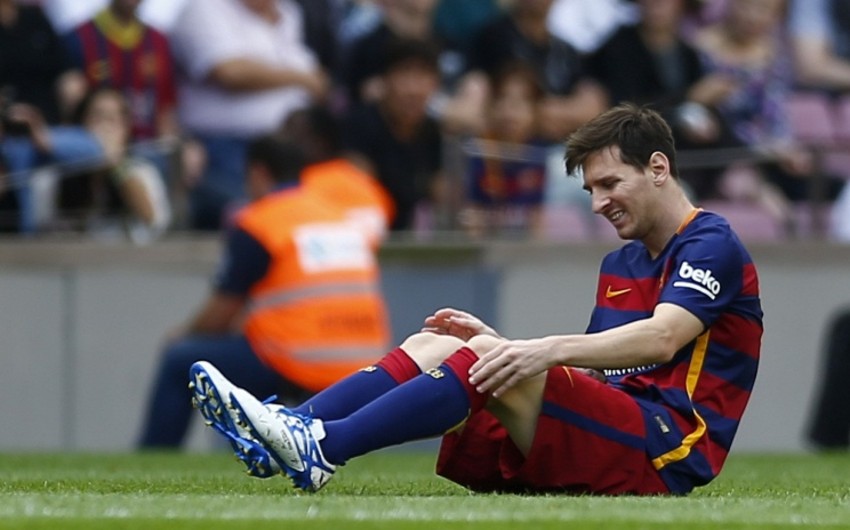 ​Lionel Messi yarım il müddətinə sıradan çıxıb