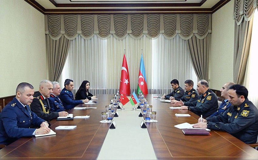 Azerbaijan, Türkiye discuss military cooperation