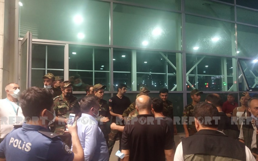 Очередная группа азербайджанских пожарных прибыла в Турцию