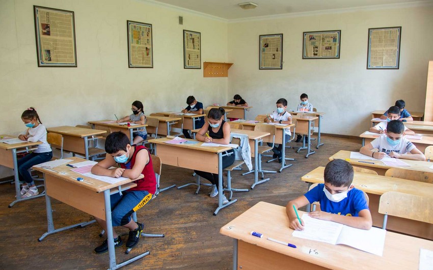 Сегодня в Азербайджане 19 учеников заразились коронавирусом