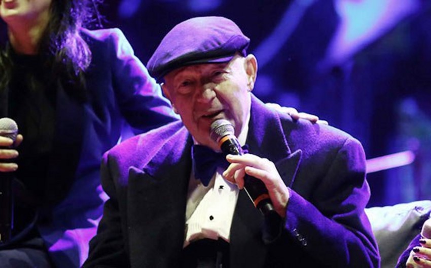 ​Скончался известный представитель турецкой поп-музыки Каяхан