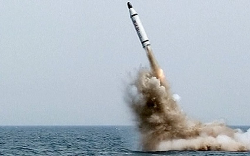 ​Şimali Koreya sualtı qayıqdan ballisitik raket buraxıb