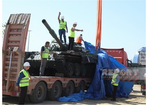 Ermənilərin “qələbə” simvolu olan tank Bakıya gətirilib, Hərbi Qənimətlər Parkında yerləşdirilib - YENİLƏNİB