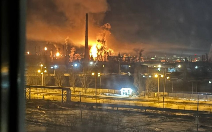 В России БПЛА упал на нефтеперерабатывающую установку