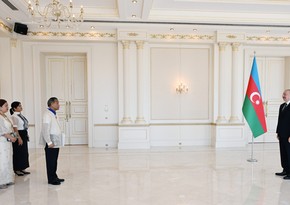 Ильхам Алиев принял верительные грамоты новоназначенного посла Филиппин
