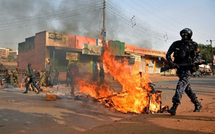 ​В столице Уганды вспыхнули беспорядки