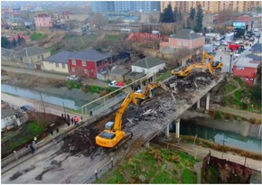 В поселке Сарай начался демонтаж аварийного моста