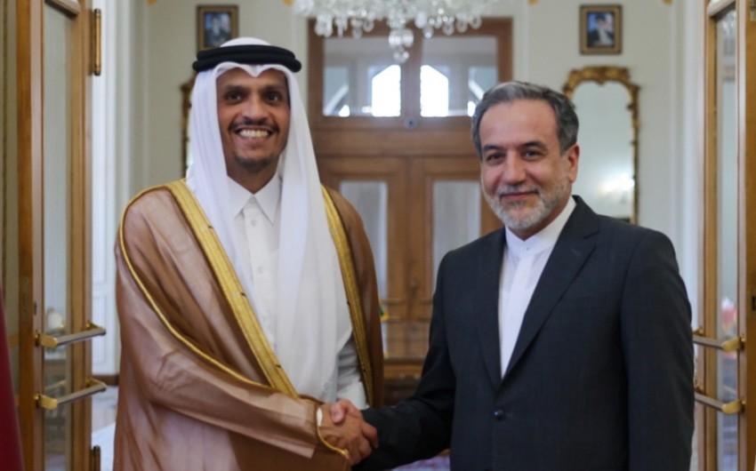 Iranian and Qatari FMs discuss regional issues