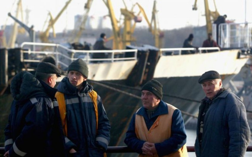 Mariupolda Ukraynaya aid yük gəmisinin heyəti əsir götürülüb