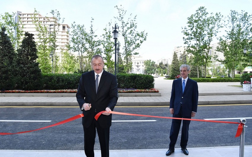 Президент Ильхам Алиев принял участие в открытии нового административного здания ПЕА
