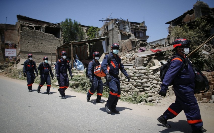 ​В спасательных операциях в Непале задействовано более 120 тыс. человек