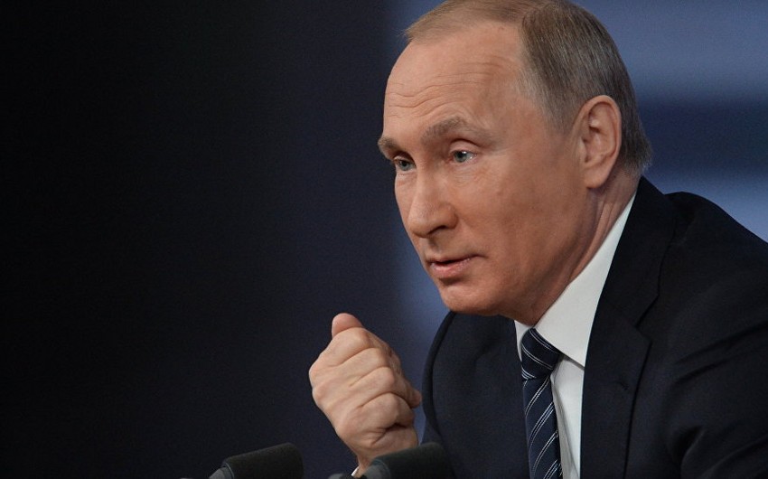 Vladimir Putin seçki proqramını açıqlayıb