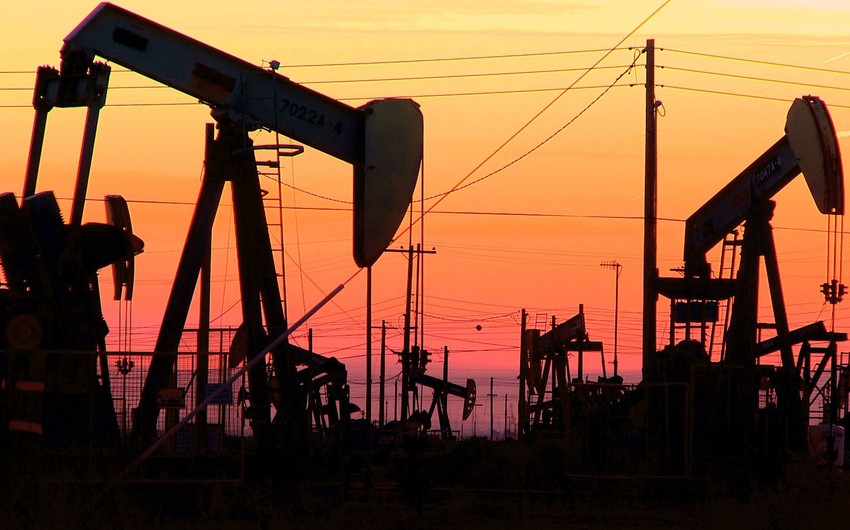 ​Мировые цены на нефть продолжают расти