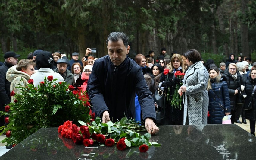 Mədəniyyət və incəsənət xadimləri dahi bəstəkar Qara Qarayevin xatirəsini anıblar