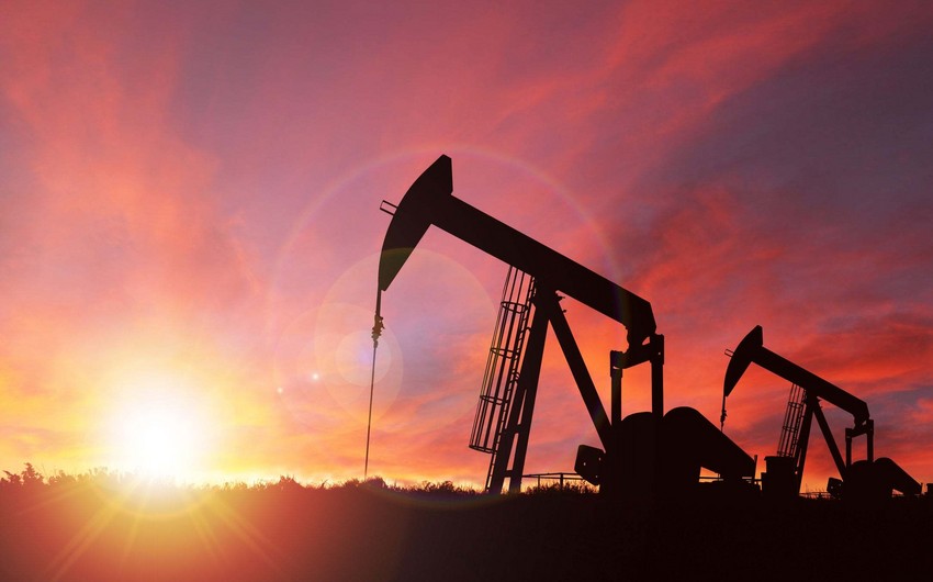 Azerbaijani oil price climbs over $43