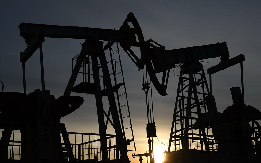 Нефть дорожает из-за ожидаемых проблем с поставками