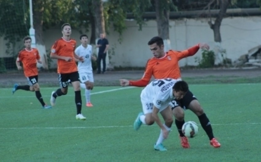 ​Şaxtyor klubunun futbolçusu Neftçiyə baxışa gəlib