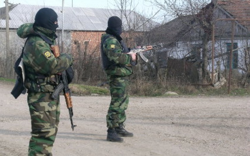 В Дагестане при задержании подозреваемого ранены двое полицейских