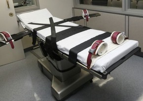 US imposes moratorium on death penalty