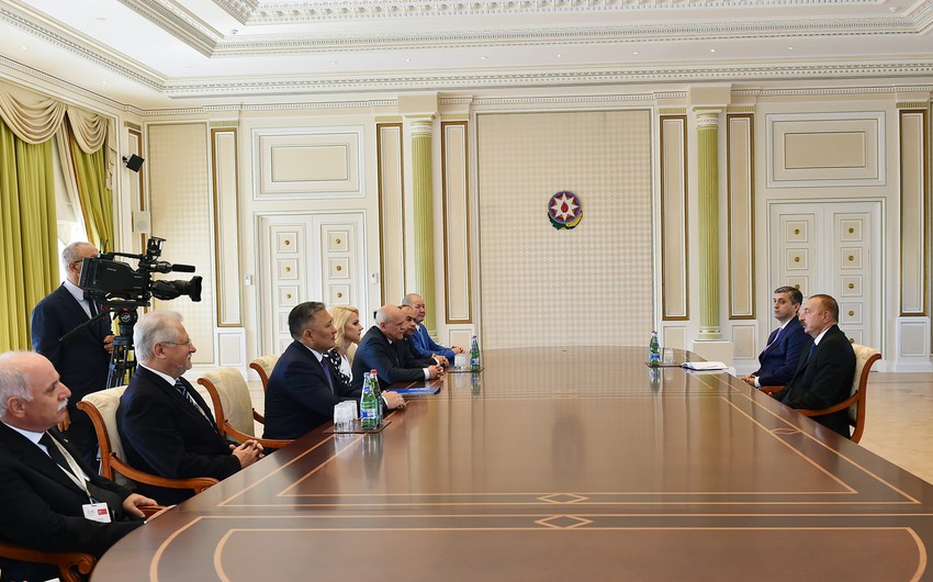 President Ilham Aliyev receivs group of participants of Baku session of CIS Council of Heads of Supreme Audit Institutions