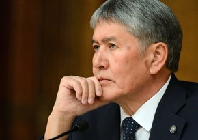 Протестующие освободили экс-президента Кыргызстана из тюрьмы